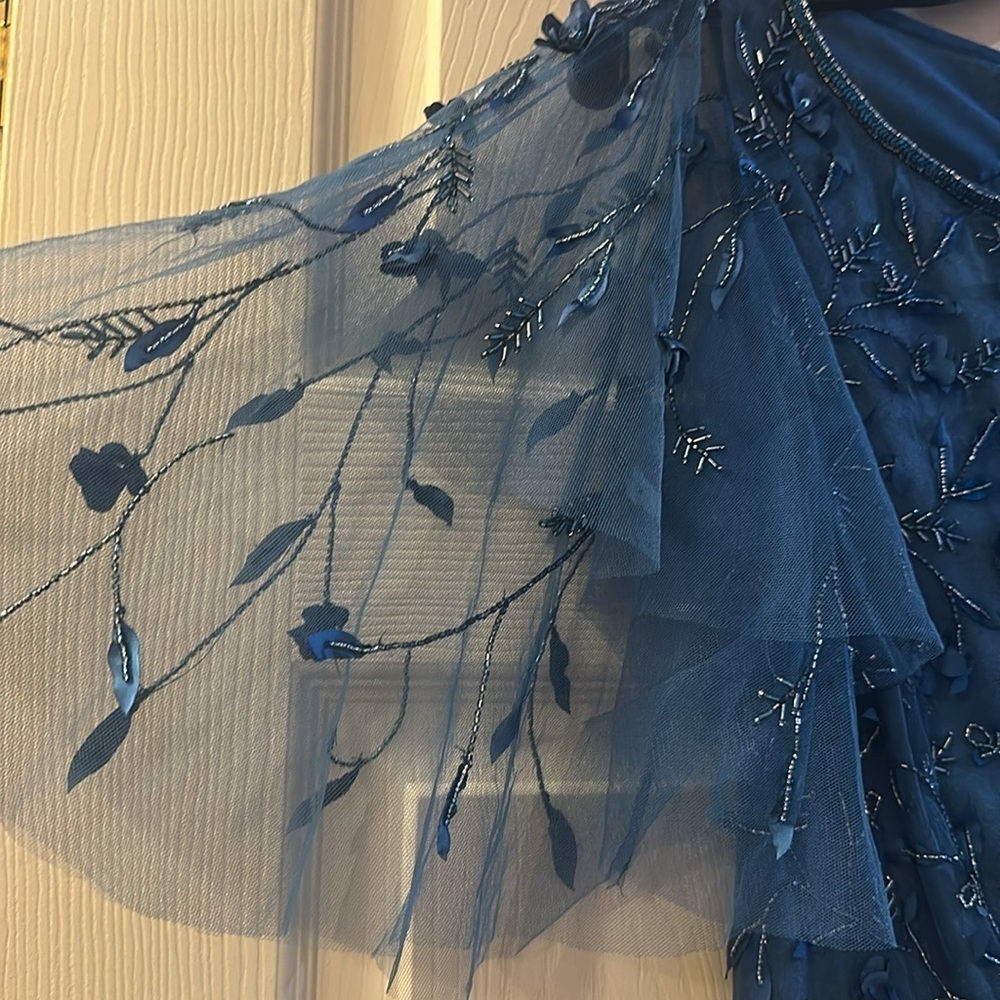 Theia Couture Elegant Blue Embroidered and Beaded Dress - Sample Size 2 - Picture 7 of 15
